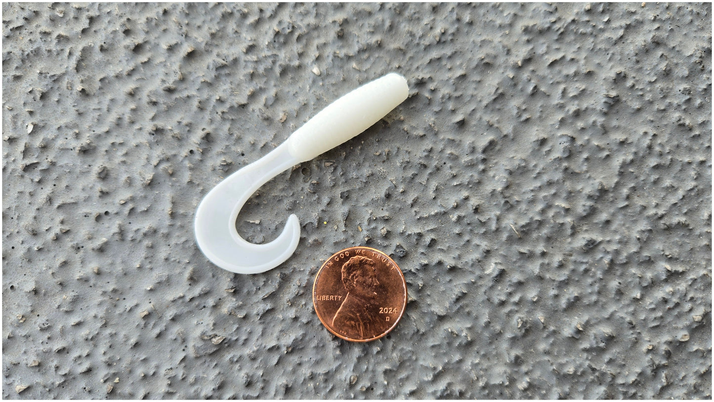 SNOW WHITE CURLY TAIL